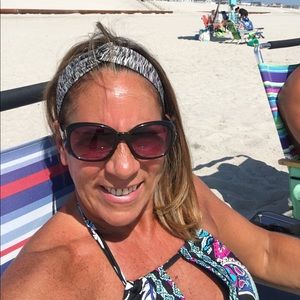 Meet your Posher, Robin